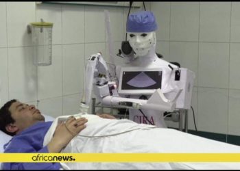 Un robot pour effectuer un test de dépistage du Covid-19