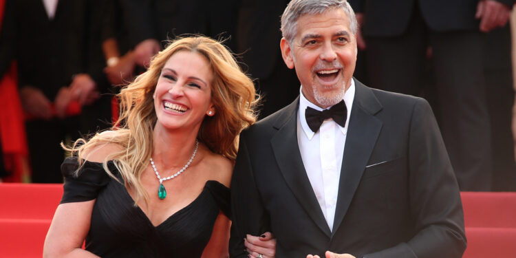 Roberts et Clooney dans “Ticket To Paradise” 2 - Le Progrès Egyptien Roberts et Clooney dans “Ticket To Paradise” 1 - Le Progrès Egyptien