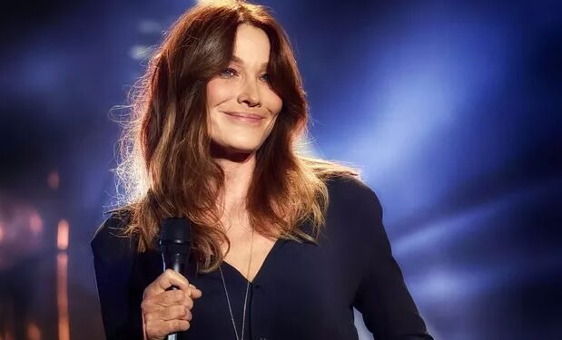 Carla Bruni, tendre duo musical avec son fils Aurélien 2 - Le Progrès Egyptien Carla Bruni, tendre duo musical avec son fils Aurélien 1 - Le Progrès Egyptien