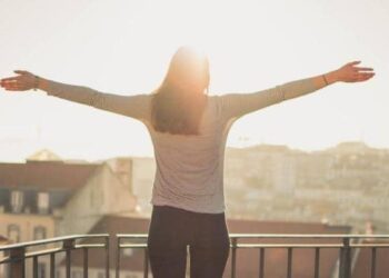 Les rayons ultraviolets peuvent-ils aider à lutter contre le Coronavirus ?