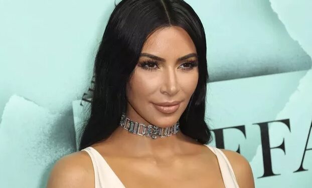 Kim Kardashian est milliardaire 2 - Le Progrès Egyptien Kim Kardashian est milliardaire 1 - Le Progrès Egyptien
