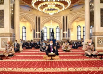 A l’occasion de la victoire du 10 Ramadan Al-Sissi accomplit la prière du vendredi à la Mosquée Tantaou