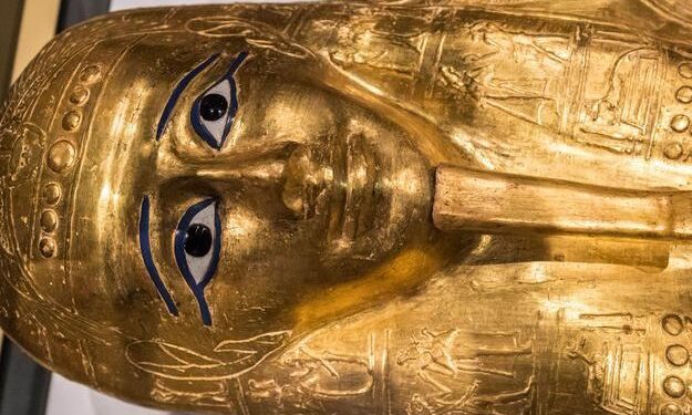 Le sarcophage doré du prêtre Negm Ankh 1 - Le Progrès Egyptien