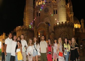 45 blogueurs de 16 pays visitent Charm El-Cheikh