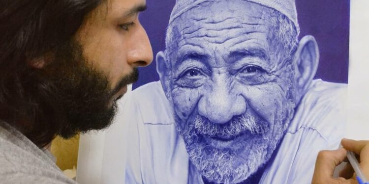 D’un stylo bleu Kamal en fait un pinceau magique 2 - Le Progrès Egyptien D’un stylo bleu Kamal en fait un pinceau magique 1 - Le Progrès Egyptien