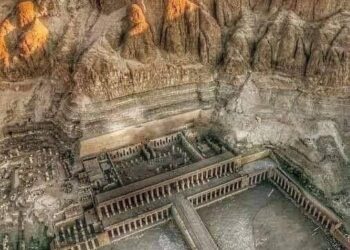 Entre les proies du Temple Hatshepsout