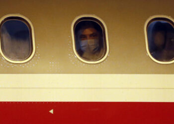 Entre l’Occident et la Russie, la valse des diplomate