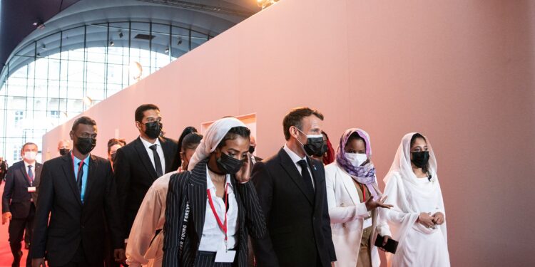 Macron documente sa rencontre avec les jeunes Soudanais à Paris 2 - Le Progrès Egyptien Macron documente sa rencontre avec les jeunes Soudanais à Paris 1 - Le Progrès Egyptien