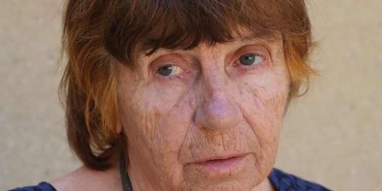 Evelyne Porret a donné un nouveau souffle à l’art de la poterie 2 - Le Progrès Egyptien Evelyne Porret a donné un nouveau souffle à l’art de la poterie 1 - Le Progrès Egyptien