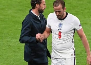 Euro – ANG : Harry Kane ciblé par la presse  anglaise après le match nul contre l’Écosse