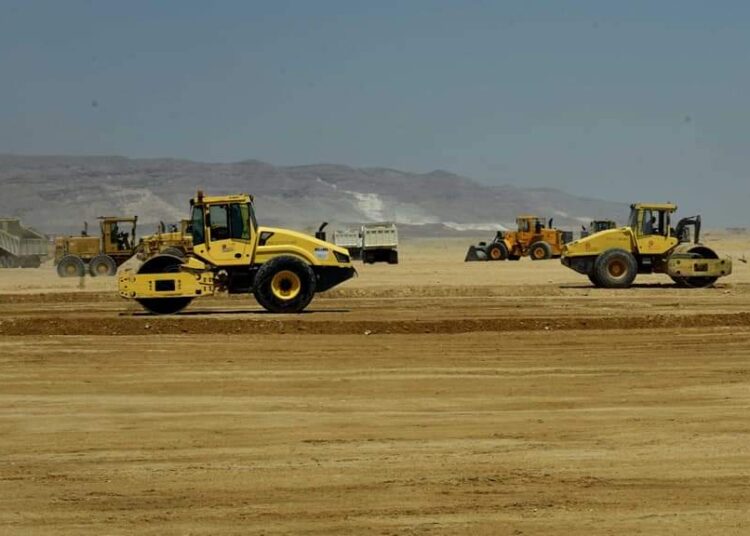 Zone économique du Canal de Suez : Madbouli suit les projets en cours