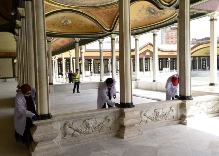 Madbouli inspecte la restauration du Palais de Mohamed Ali