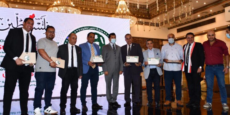 Dr Sobhi assiste à la clôture de la Bourse Nasser 2 - Le Progrès Egyptien Dr Sobhi assiste à la clôture de la Bourse Nasser 1 - Le Progrès Egyptien