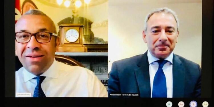 L'ambassadeur d'Egypte à Londres s'entretient avec le ministre d'Etat britannique pour le MO 1 - Le Progrès Egyptien