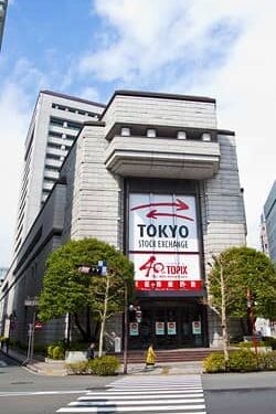 Tokyo suit la tendance 2 - Le Progrès Egyptien Tokyo suit la tendance 1 - Le Progrès Egyptien