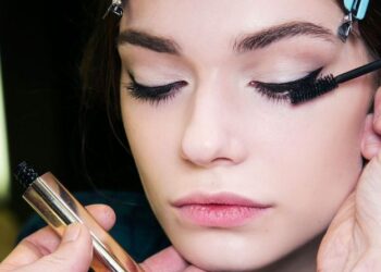 Epaisser ses sourcils !