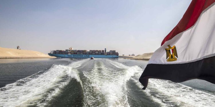 Suez : Nouvelle extension du Canal irremplaçable 2 - Le Progrès Egyptien Suez : Nouvelle extension du Canal irremplaçable 1 - Le Progrès Egyptien