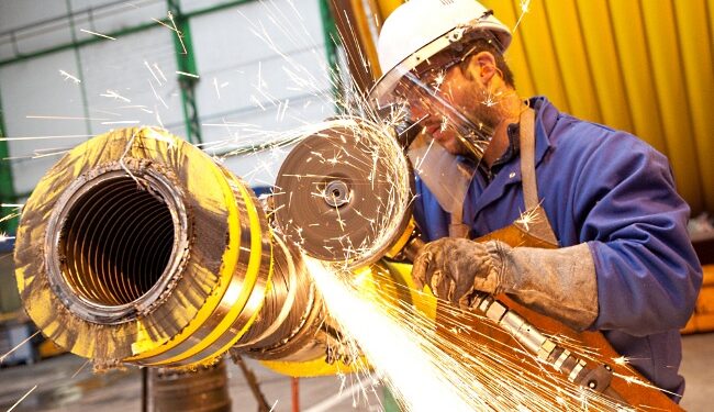 Vers une localisation des industries lourdes 2 - Le Progrès Egyptien Vers une localisation des industries lourdes 1 - Le Progrès Egyptien