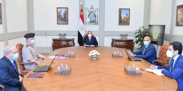 Al-Sissi s'informe du plan de création de la 1ère usine de tannerie du cuir du genre en Afrique et au M-O 2 - Le Progrès Egyptien Al-Sissi s'informe du plan de création de la 1ère usine de tannerie du cuir du genre en Afrique et au M-O 1 - Le Progrès Egyptien