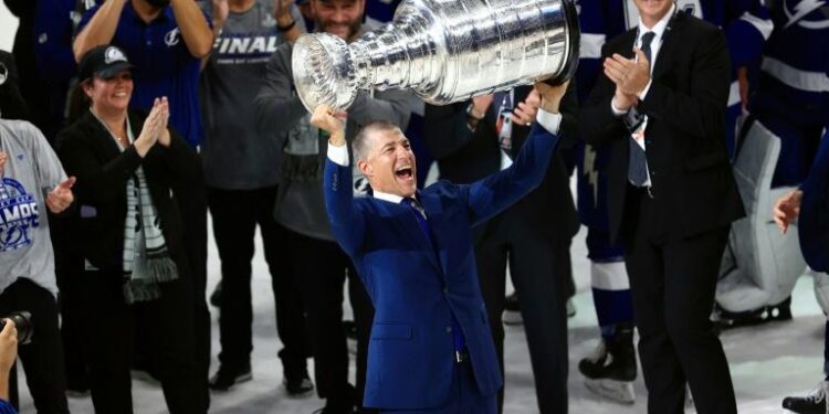 Hockey sur glace : Tampa Bay s’offre la Coupe Stanley 1 - Le Progrès Egyptien