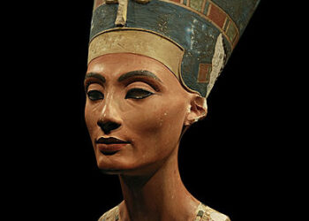 Le trésor de Néfertiti en trois chefs-d’œuvre