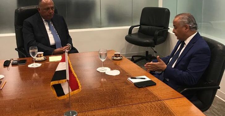 New York : Choucri s'entretient avec le représentant de la Tunisie à l'ONU 2 - Le Progrès Egyptien New York : Choucri s'entretient avec le représentant de la Tunisie à l'ONU 1 - Le Progrès Egyptien
