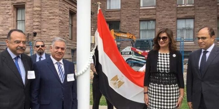 Révolution du 23 juillet: Le drapeau égyptien hissé sur le Parlement de l'Ontario au Canada 2 - Le Progrès Egyptien Révolution du 23 juillet: Le drapeau égyptien hissé sur le Parlement de l'Ontario au Canada 1 - Le Progrès Egyptien