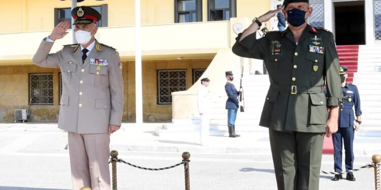 Le chef d'état-major regagne la patrie après une visite officielle en Grèce 2 - Le Progrès Egyptien Le chef d'état-major regagne la patrie après une visite officielle en Grèce 1 - Le Progrès Egyptien