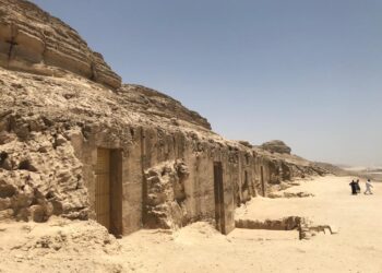 Beni Hassan : Un voyage dans la nécropole des nomarques du nome de l’Oryx