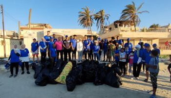 Al-Ariche : Les jeunes bénévoles nettoient les plages
