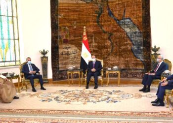 Al-Sissi reçoit le président du Parlement koweitien