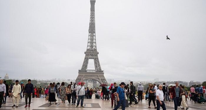 La Tour Eiffel de nouveau en vie 1 - Le Progrès Egyptien