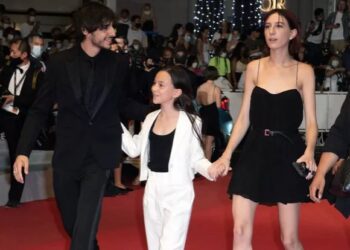 Cannes : Derrière leurs parents sur le tapis rouge