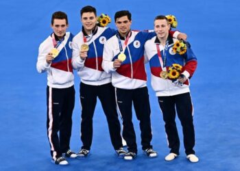 La Russie chipe l’or au Japon par équipes en Gymnastique