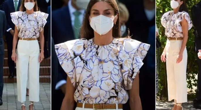 Letizia estivale, elle inaugure un top d’une marque inédite dans son dressing 1 - Le Progrès Egyptien