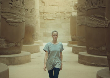 “Louxor”, un film introspectif et mystique dans l’Egypte éternelle