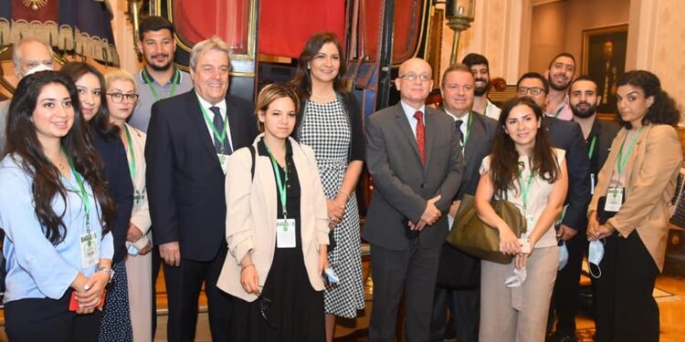 Nostos : Les jeunes grecs et chypriotes au Parlement 1 - Le Progrès Egyptien