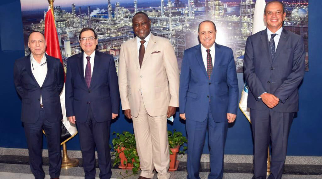 Entretien sur les opportunités de coopération avec la Société Financière Africaine 2 - Le Progrès Egyptien Entretien sur les opportunités de coopération avec la Société Financière Africaine 1 - Le Progrès Egyptien