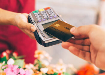 Paiements électroniques :  qualifiant La confiance monte en flèche