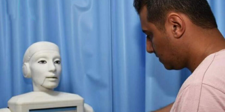“Shams”... La première infirmière robotique en Egypte à s’occuper des besoins du patient... 2 - Le Progrès Egyptien “Shams”... La première infirmière robotique en Egypte à s’occuper des besoins du patient... 1 - Le Progrès Egyptien