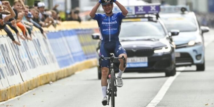 Cyclisme : Victoire en solitaire de Remco Evenepoel sur la course des raisins 1 - Le Progrès Egyptien