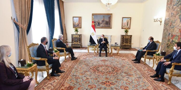 Al-Sissi s’entretient avec le directeur de la CIA 2 - Le Progrès Egyptien Al-Sissi s’entretient avec le directeur de la CIA 1 - Le Progrès Egyptien