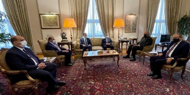 Choucri reçoit les membres de la mission diplomatique à Kaboul 1 - Le Progrès Egyptien