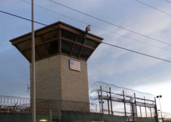 Des élus démocrates pressent Biden de fermer Guantanamo