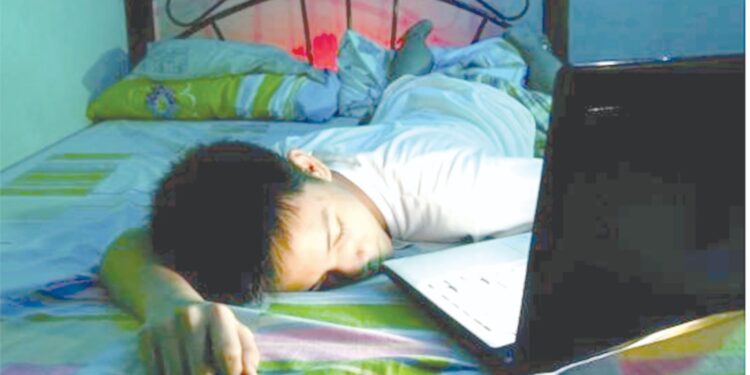 Obésité infantile : L’activité physique contrebalance les risques en cas d’usage intensif des écrans 2 - Le Progrès Egyptien Obésité infantile : L’activité physique contrebalance les risques en cas d’usage intensif des écrans 1 - Le Progrès Egyptien