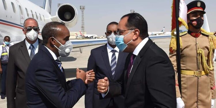 Madbouli reçoit son homologue somalien à l’aéroport du Caire 1 - Le Progrès Egyptien