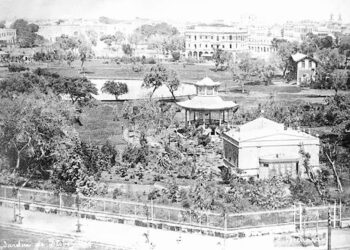 Le célèbre Parc d’Azbakieh, la promenade des amoureux