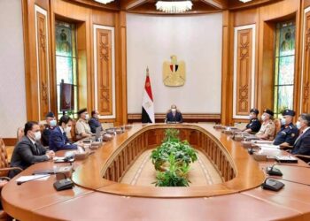 Al-Sissi suit la modernisation de l’aéroport d’Al-Alamein