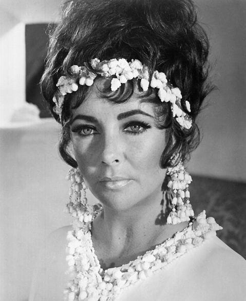 Ils sont plus romantiques… 3 - Le Progrès Egyptien Ils sont plus romantiques… 2 - Le Progrès Egyptien