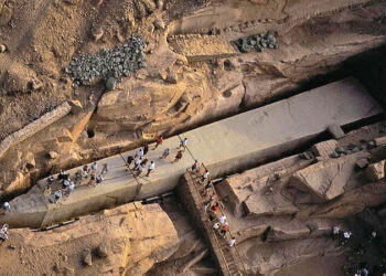 L’obélisque inachevé, un “master-pièce” à Assouan